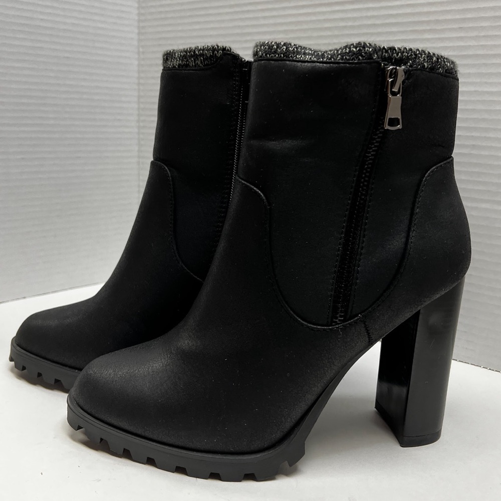 JUST FAB SWEATER CUFFED CARLINA ANKLE BOOT HEEL SIZE 9.5